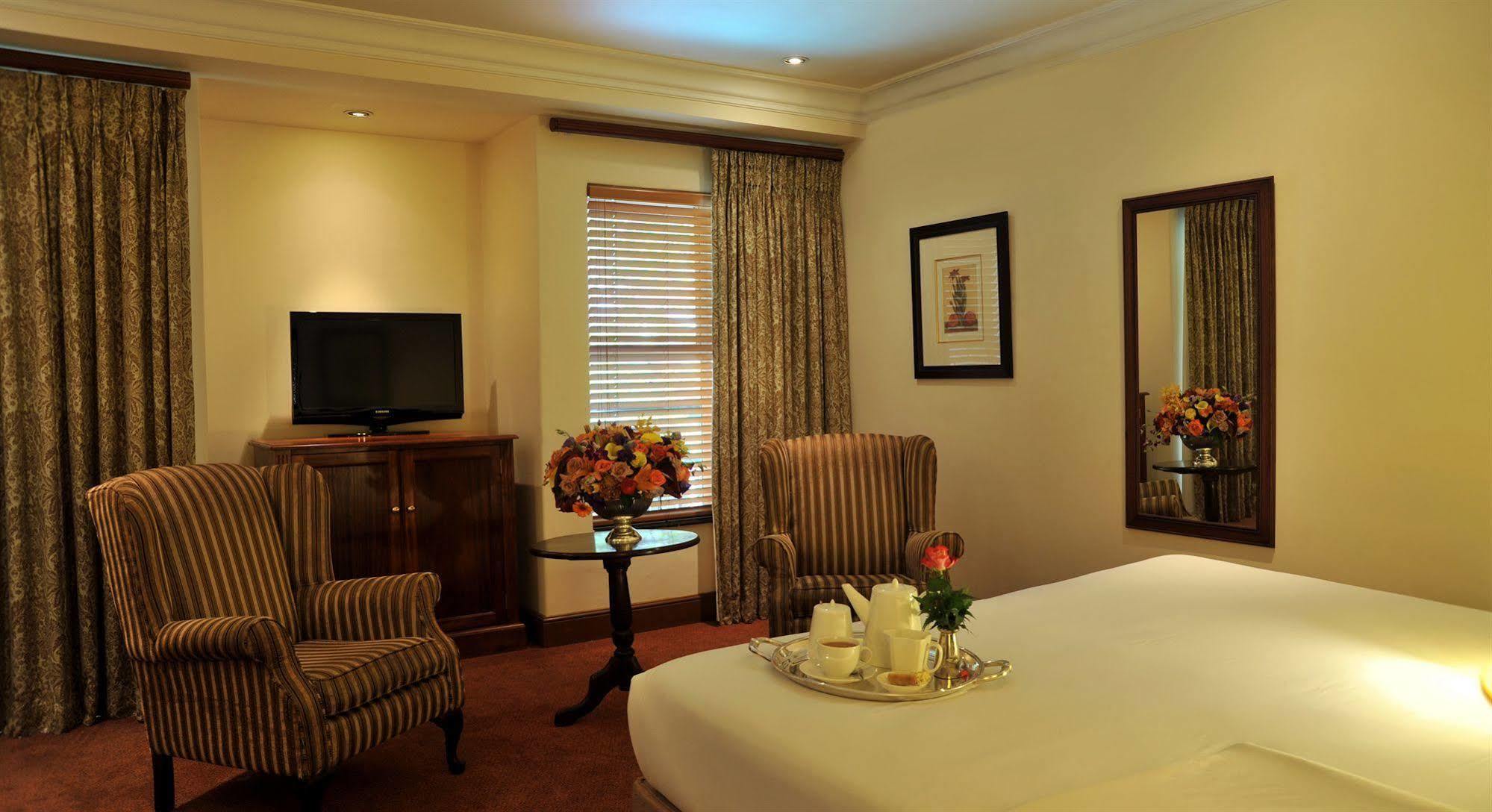 Premier Hotel Falstaff Johannesburg Zimmer foto